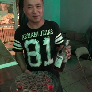 Meet your Posher, Hiep